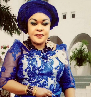 Ikpafak Dr. Roseline Nsikak - Global Women Leader, Ibibio Peoples Union (R)